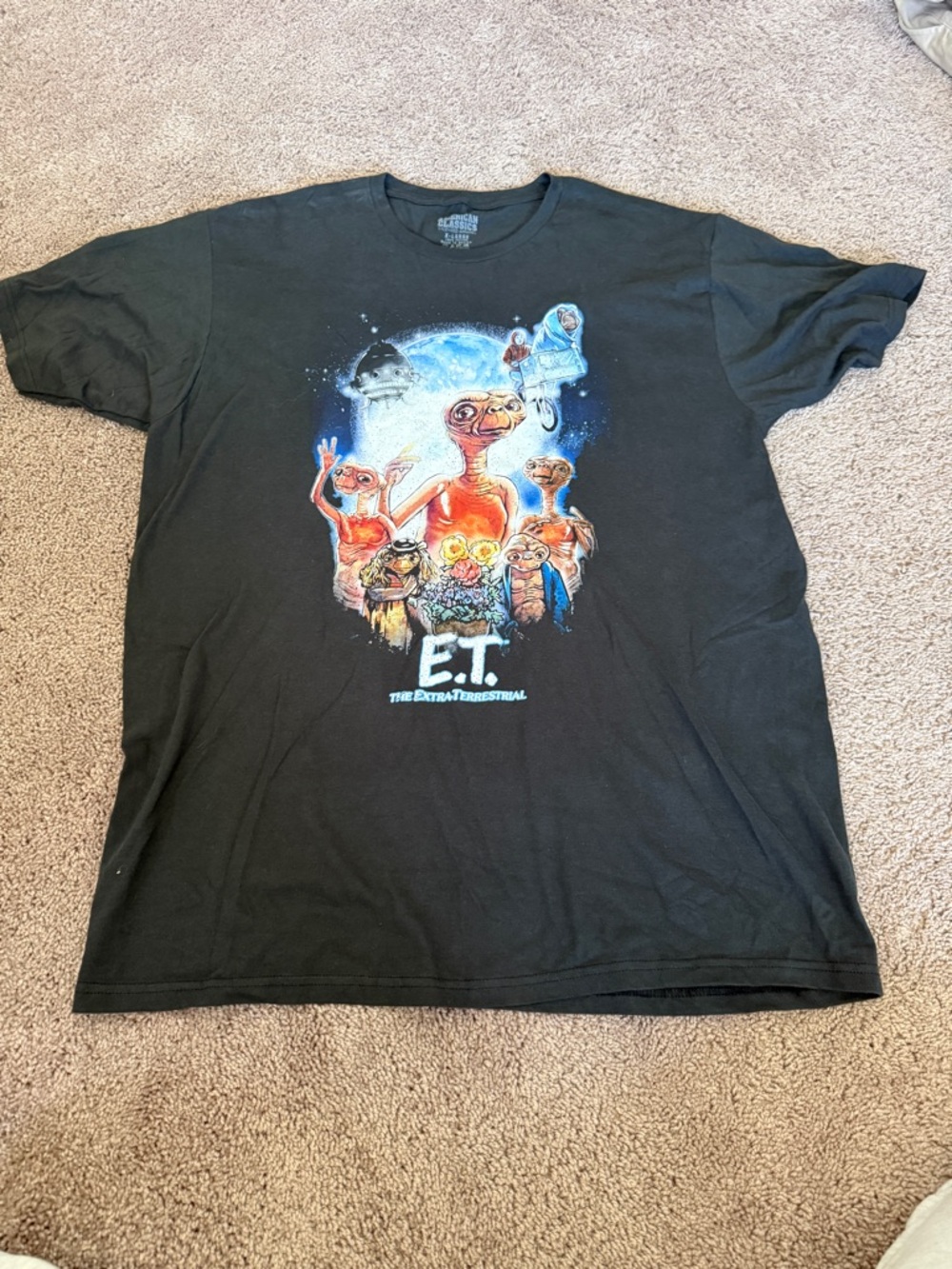 E.T. The Extra-Terrestrial Graphic Tee - Black 100% cotton